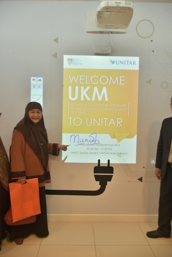 UKM 1697